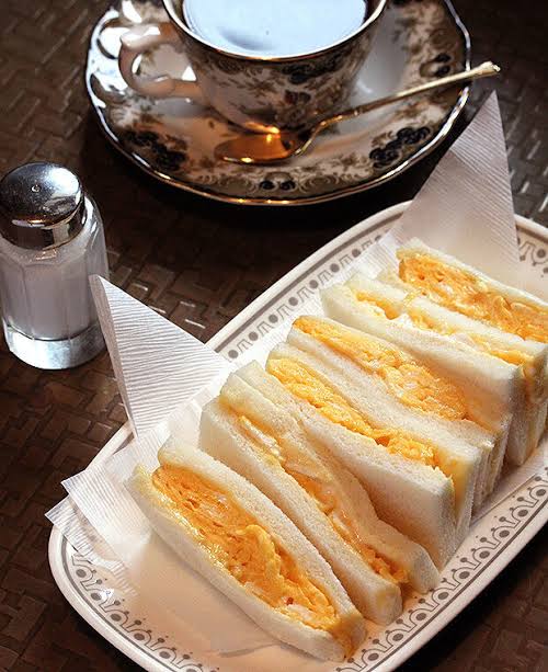 レトロな喫茶店や洋食屋あるある