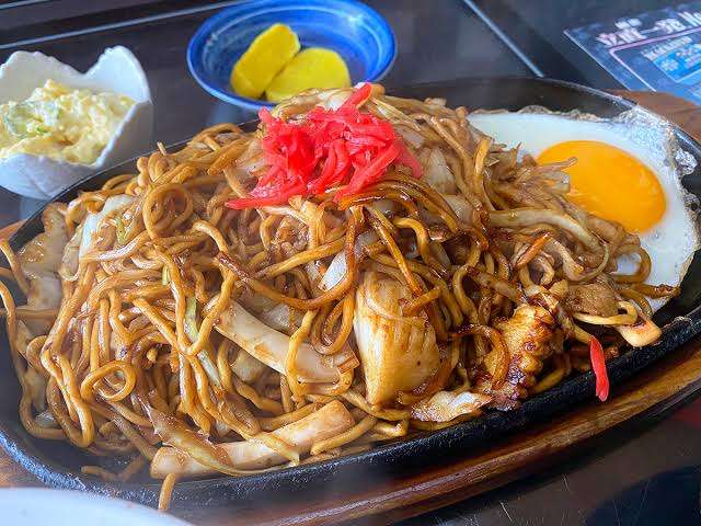 レトロな喫茶店や洋食屋あるある