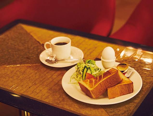 レトロな喫茶店や洋食屋あるある