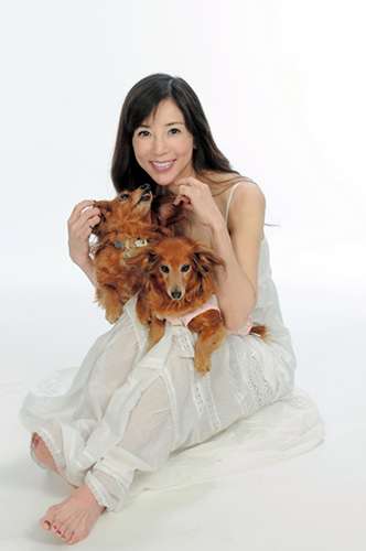 鎧塚俊彦氏　川島なお美さんの父死去を報告「お義父様とのお別れに尾張旭に行って参りました」