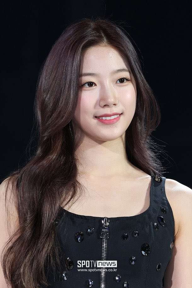宮脇咲良「レベルの違い見せたい」BTS所属事務所初のガールズグループで３度目デビュー