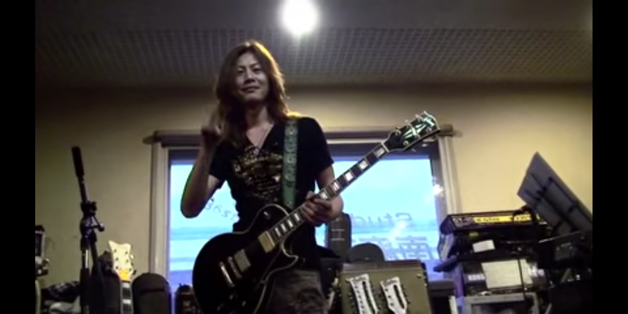 ラクリマ・クリスティーのギタリストKOJIさん死去、49歳　食道がん
