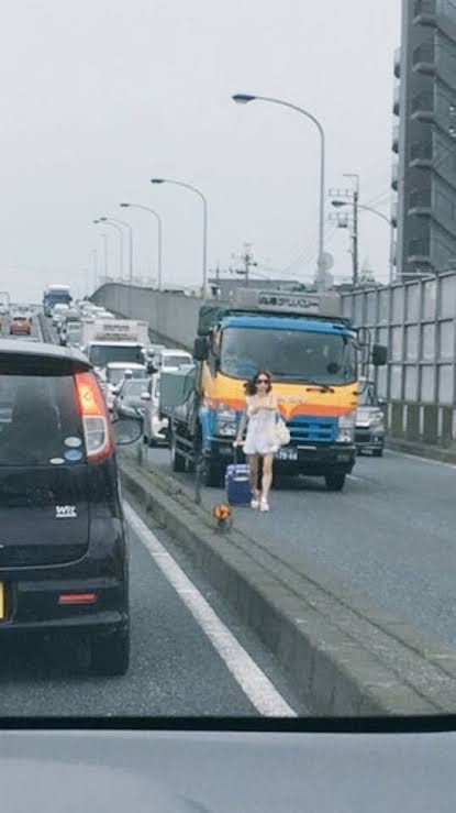 画像を貼ると誰かがトピタイを考えてくれるトピPart11