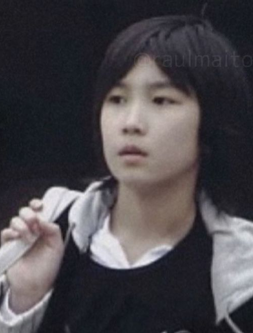 なにわ男子・道枝駿佑『anan』ソロ初表紙 “王子の休日”テーマに次世代スターの貫禄みせる
