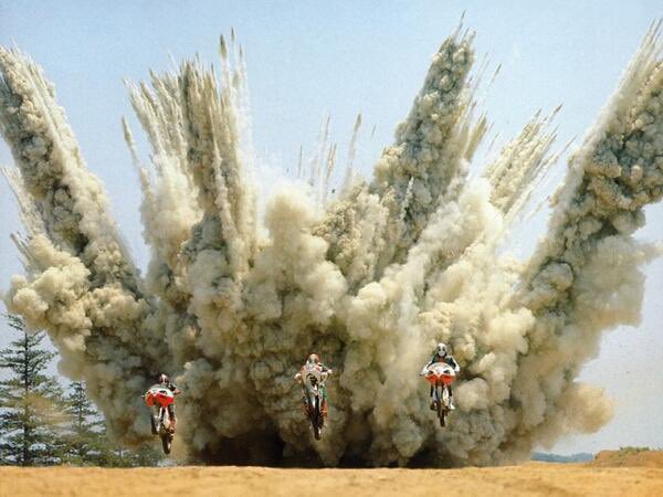 特撮史に残る名シーン