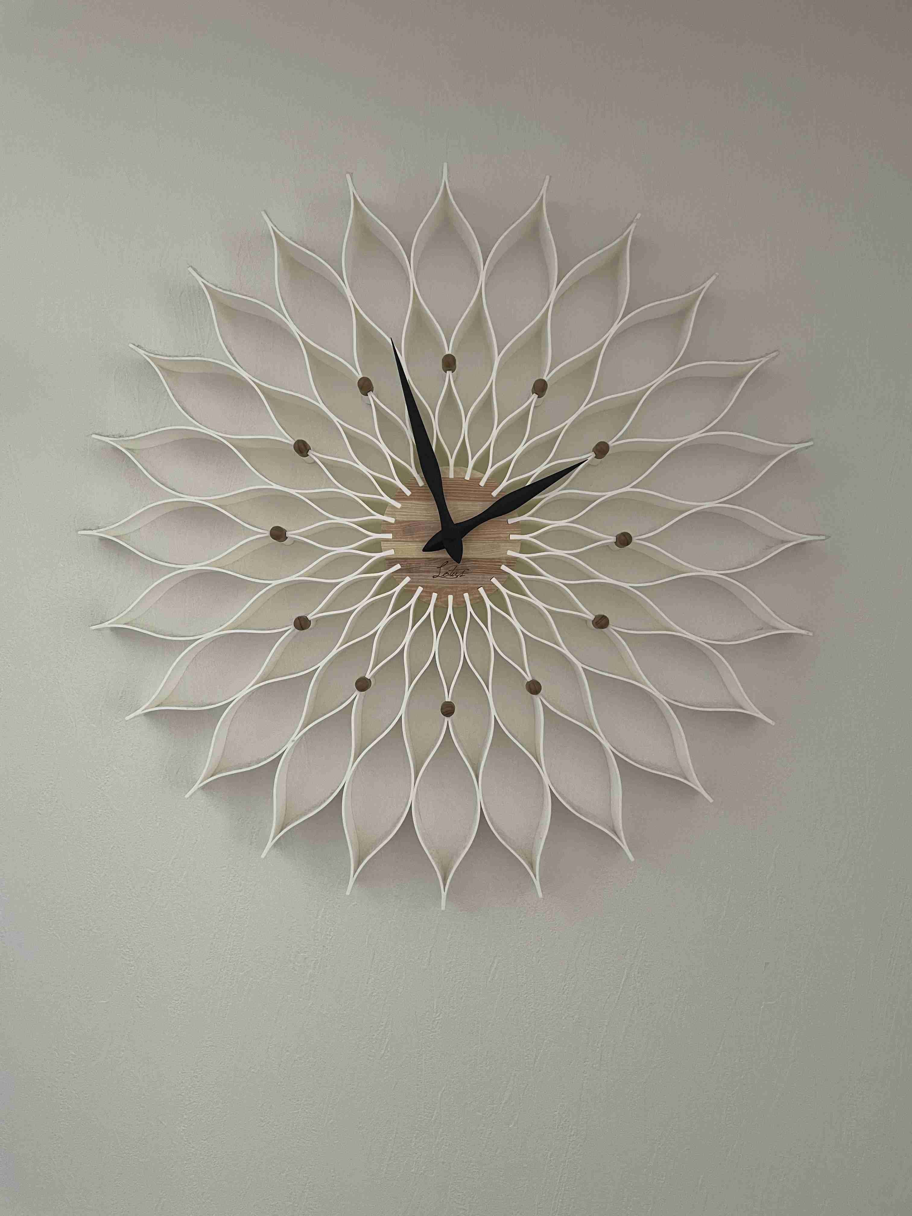 ガル民の部屋の掛け時計みせて〜！