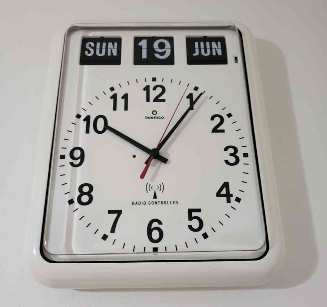 ガル民の部屋の掛け時計みせて〜！