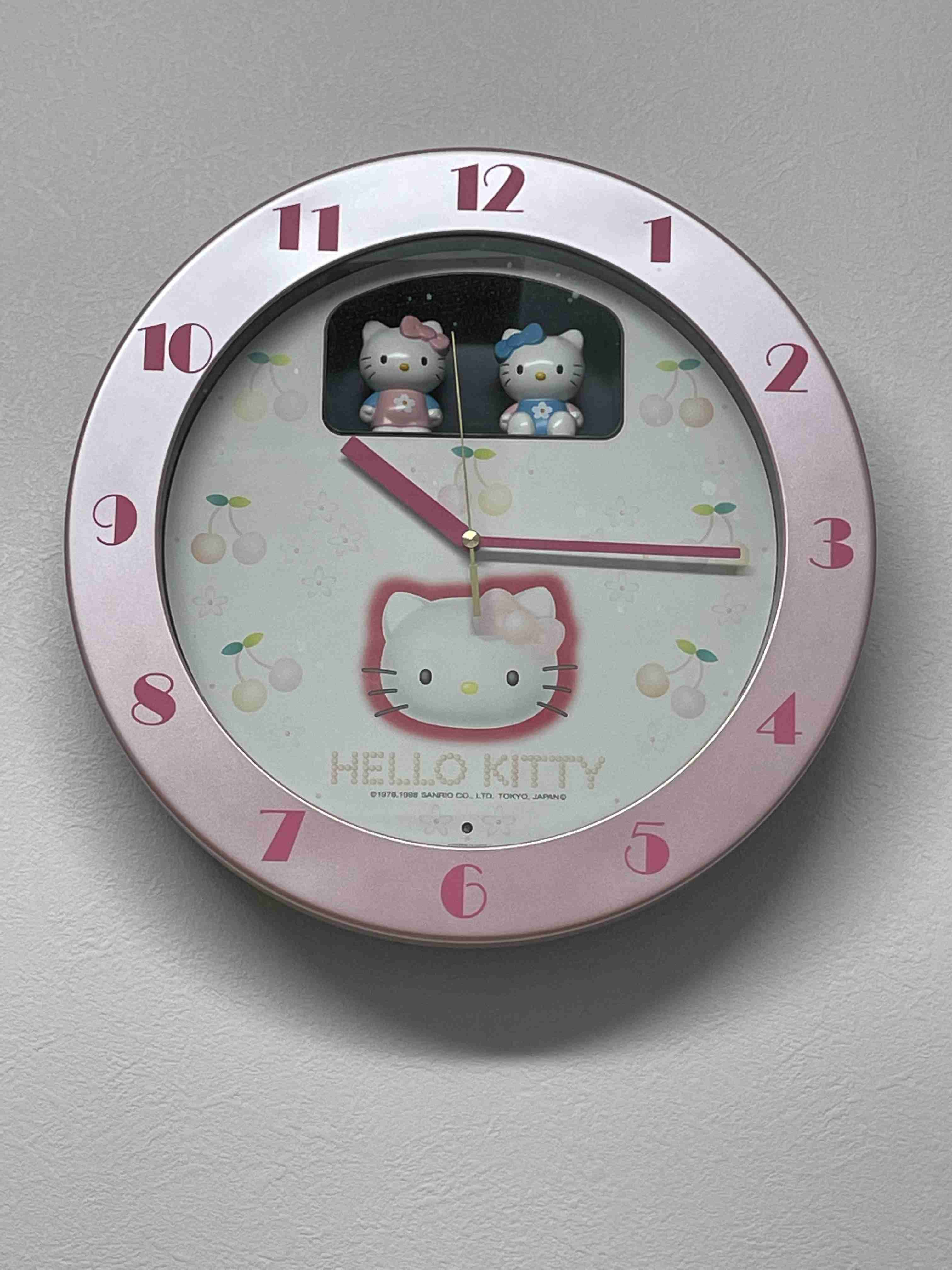 ガル民の部屋の掛け時計みせて〜！