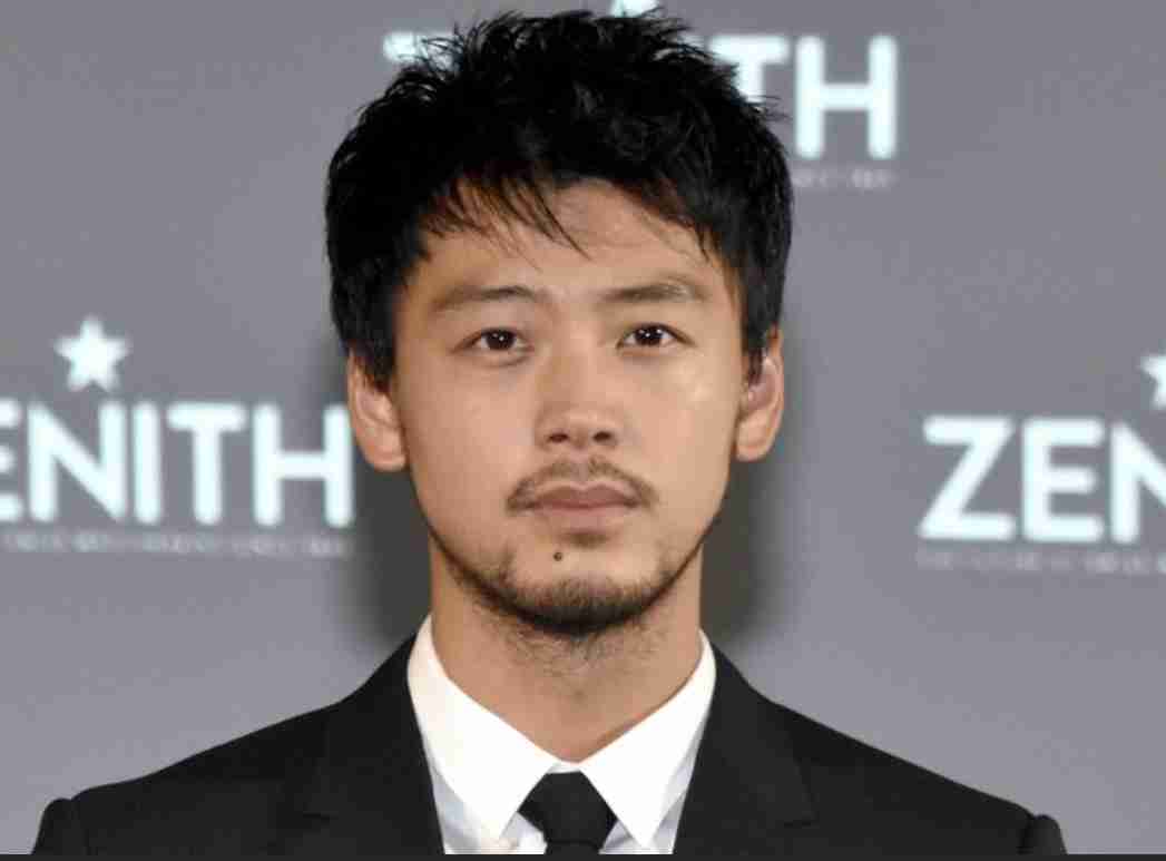 普段の声と歌声が全く違う有名人