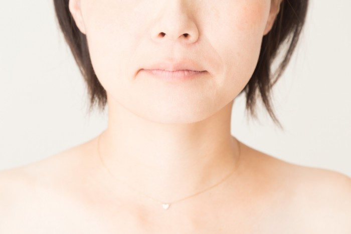 ほうれい線と表情筋トレーニング