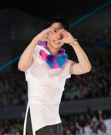 羽生結弦の“最新ショット”織田信成が投稿　世界中のファン興奮「So happy to see YUZU」