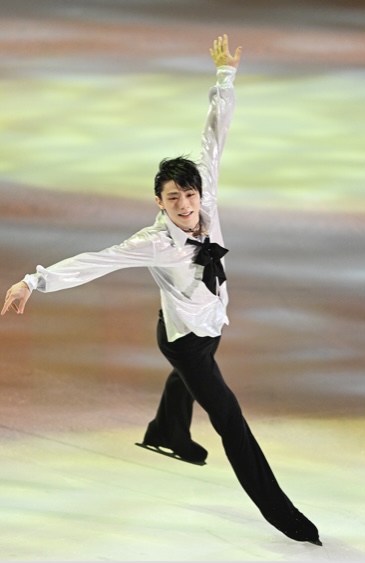 羽生結弦の“最新ショット”織田信成が投稿　世界中のファン興奮「So happy to see YUZU」