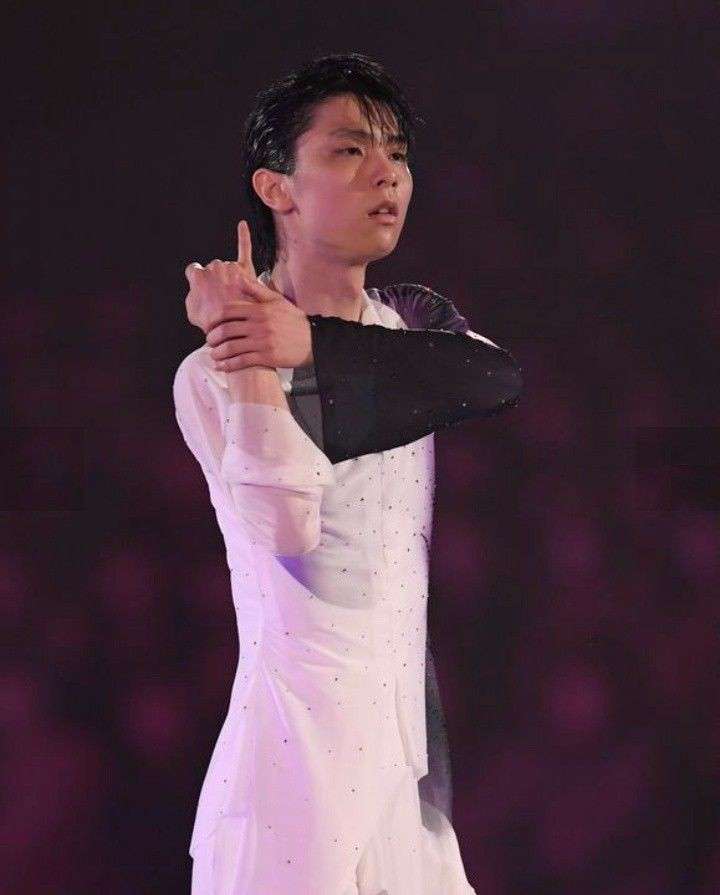 羽生結弦の“最新ショット”織田信成が投稿　世界中のファン興奮「So happy to see YUZU」