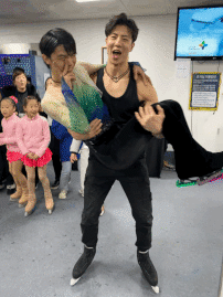 羽生結弦の“最新ショット”織田信成が投稿　世界中のファン興奮「So happy to see YUZU」