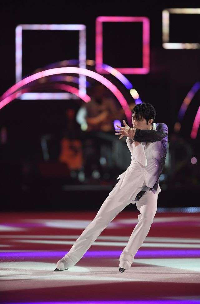 羽生結弦の“最新ショット”織田信成が投稿　世界中のファン興奮「So happy to see YUZU」