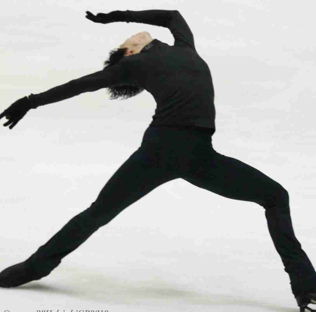 羽生結弦の“最新ショット”織田信成が投稿　世界中のファン興奮「So happy to see YUZU」