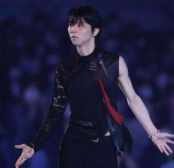 羽生結弦の“最新ショット”織田信成が投稿　世界中のファン興奮「So happy to see YUZU」