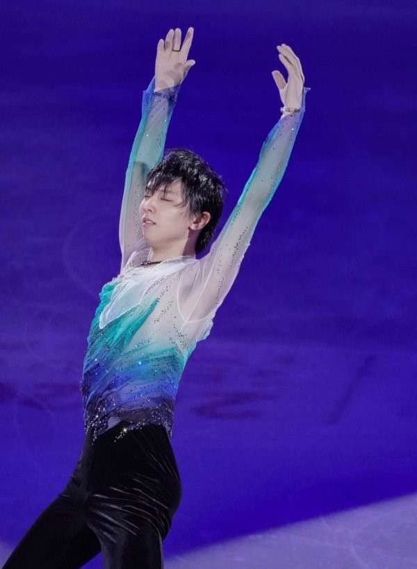 羽生結弦の“最新ショット”織田信成が投稿　世界中のファン興奮「So happy to see YUZU」