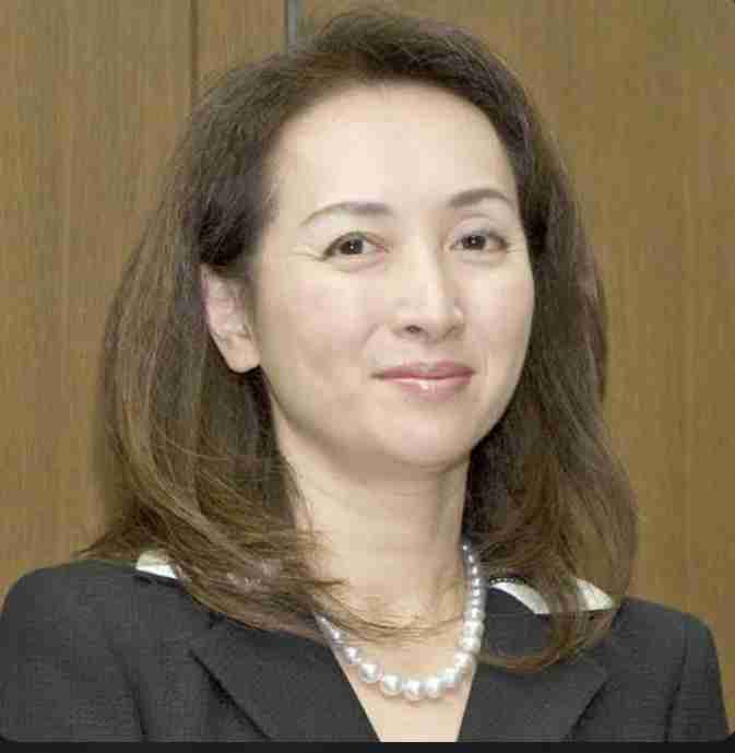 もう隠さない！白髪を憎んでいた私が「グレイヘア」を受け入れるまで
