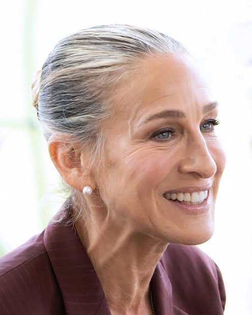 サラ・ジェシカ・パーカー、白髪姿を勇敢と称える声にNO