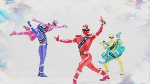 【何の意味がある?】決めポーズが集まるトピ