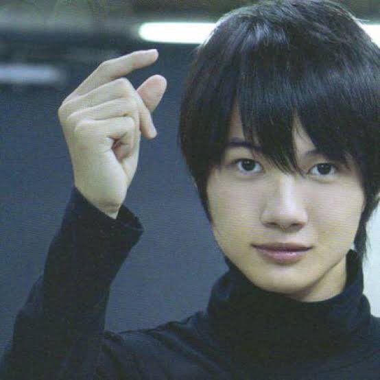 【何の意味がある?】決めポーズが集まるトピ