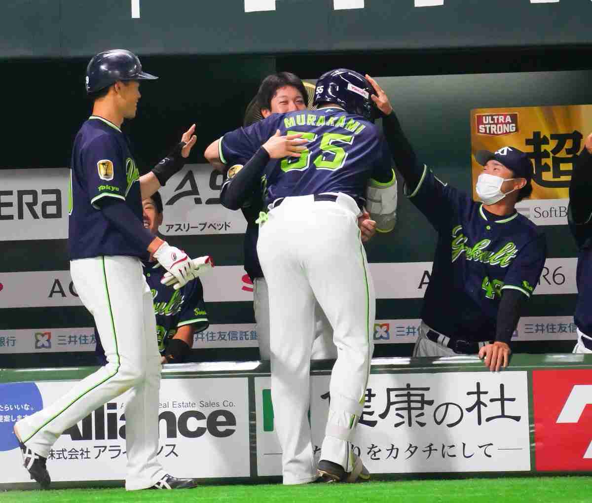 【ヤクルト】乱打戦制し史上初の全11球団連続カード勝ち越し！村上8回に26号決勝3ラン！前日大敗の雪辱果たす