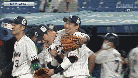 【ヤクルト】乱打戦制し史上初の全11球団連続カード勝ち越し！村上8回に26号決勝3ラン！前日大敗の雪辱果たす