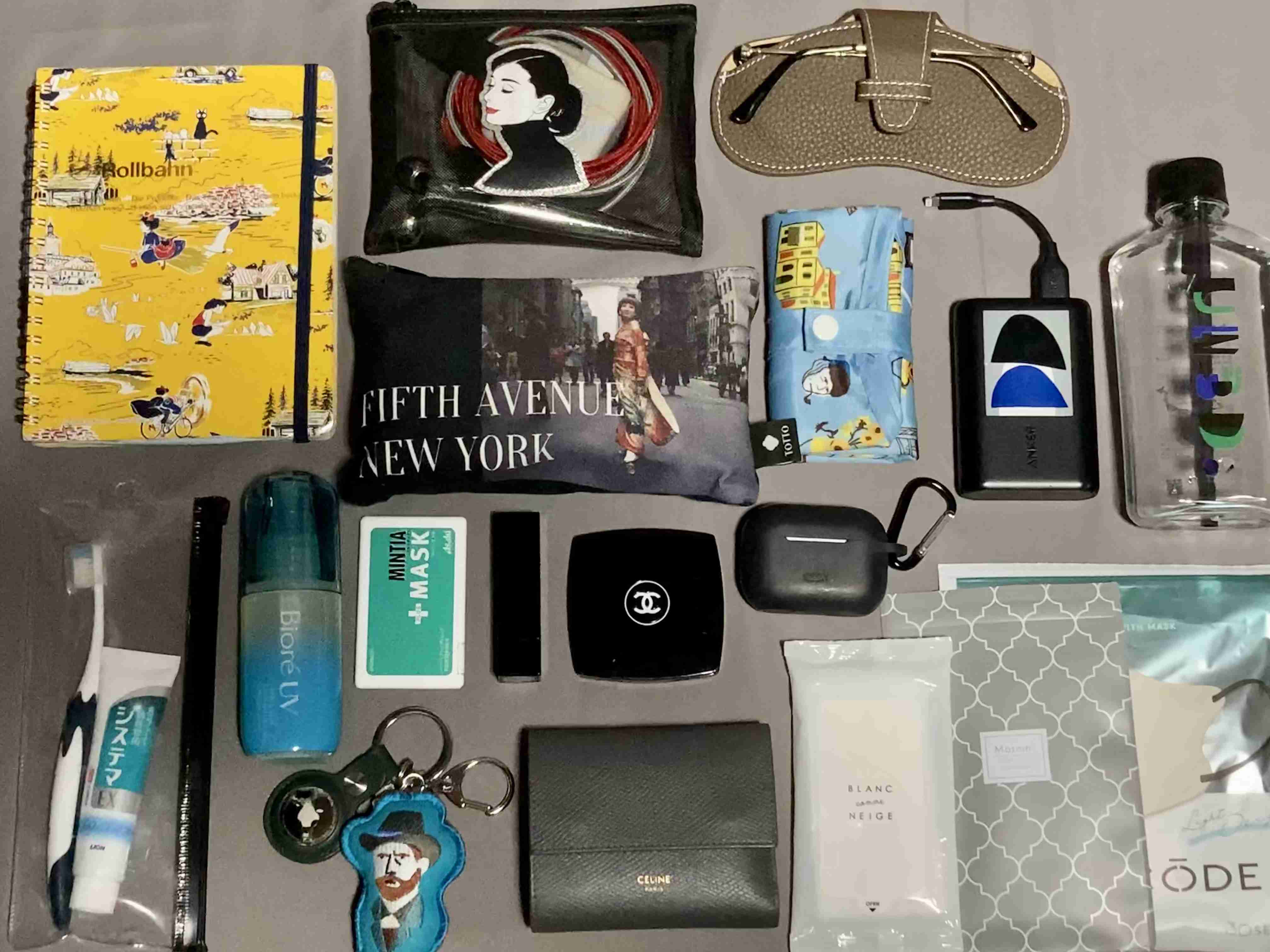 バッグの中身を見せてください【2022初夏】