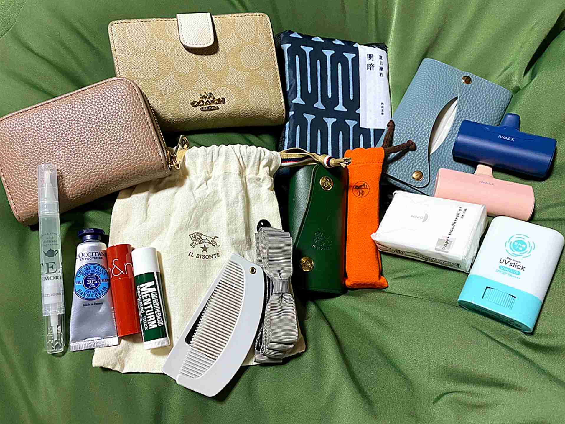 バッグの中身を見せてください【2022初夏】