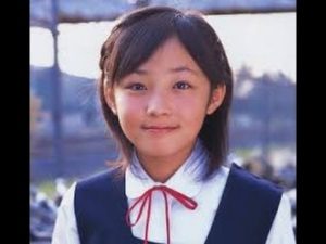 減量話題のてんちむ、ド派手な“ラムちゃん”風コーデが可愛すぎる!全身ショットで美脚も披露
