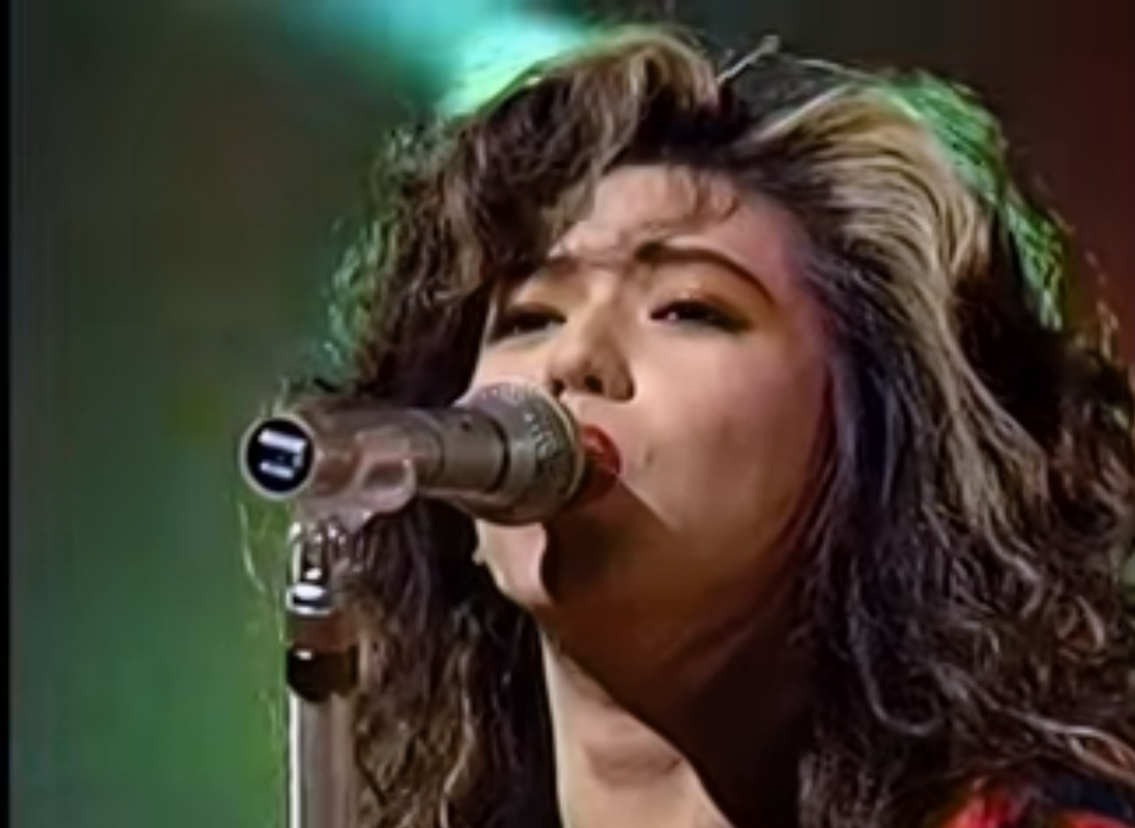 寺田恵子58歳に聞く、強さの秘密と夢「ナンパされて、それを歌にしたい」