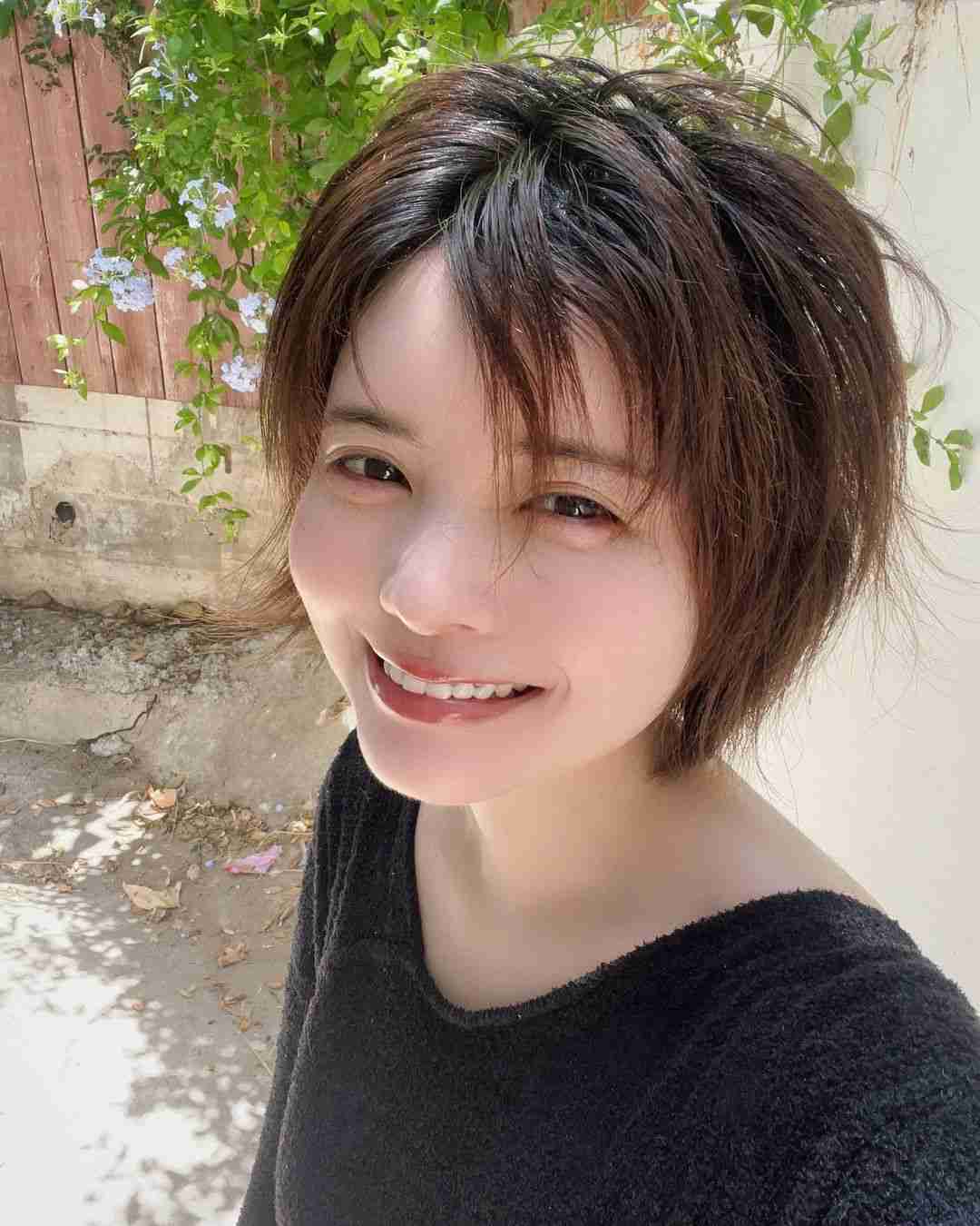 益若つばさ「4日間お風呂に入ってないワイ」公開 骨折から3週間、さまざまな葛藤