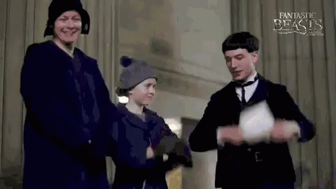 エズラ・ミラー、12歳の少女を「心理的に操り支配した」と訴えられる　被害者は疑惑を否定