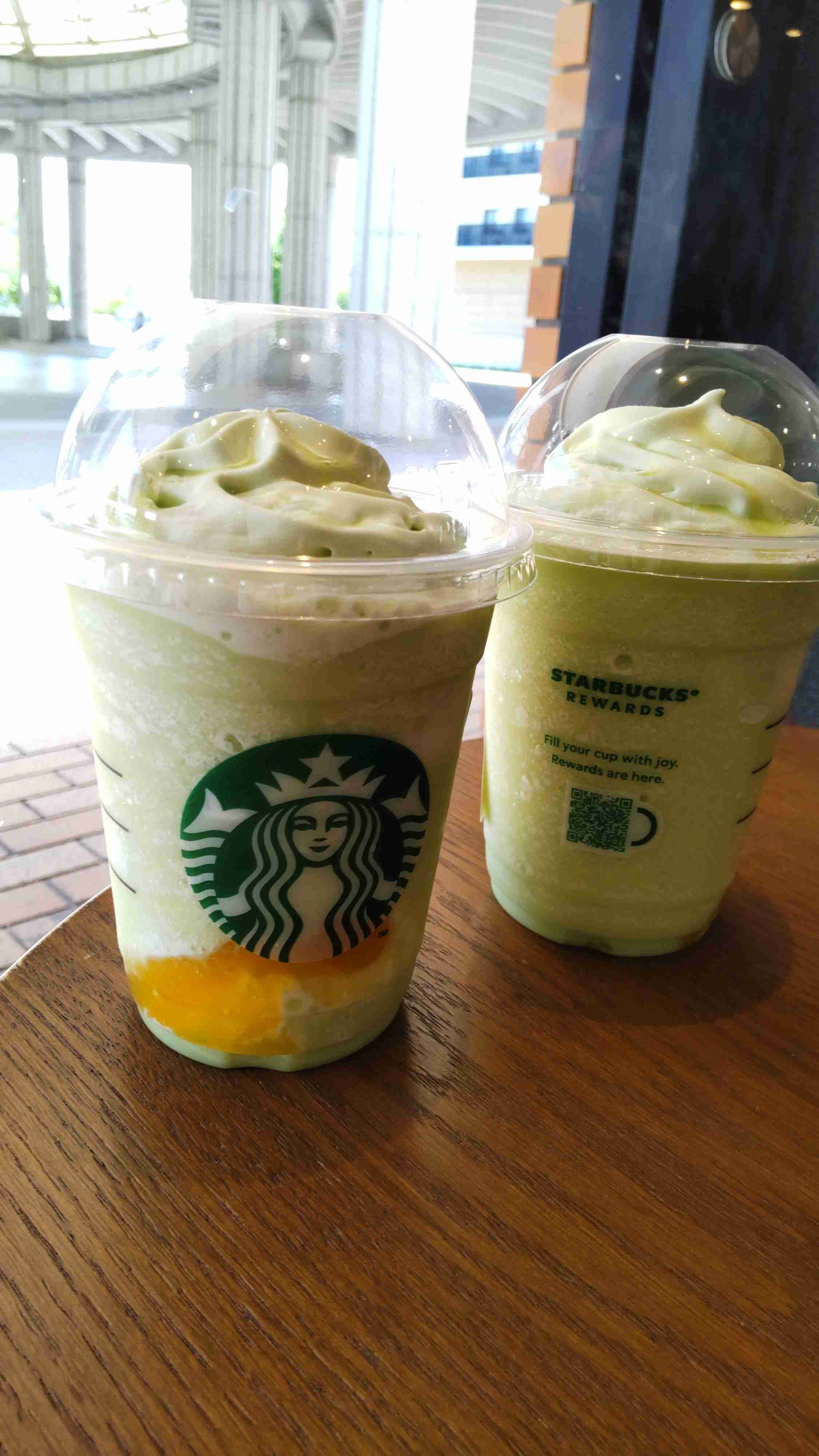 【スタバ新作メニュー】「ダブル 抹茶 ティー ラテ」「ストロベリー＆ユースベリー ティー」濃厚抹茶＆華やかベリーの2種