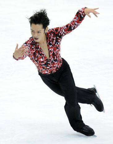 フィギュアスケート界の若きスター・鍵山優真、初の写真集を発売。ジュニア時代やノービス時代の写真も