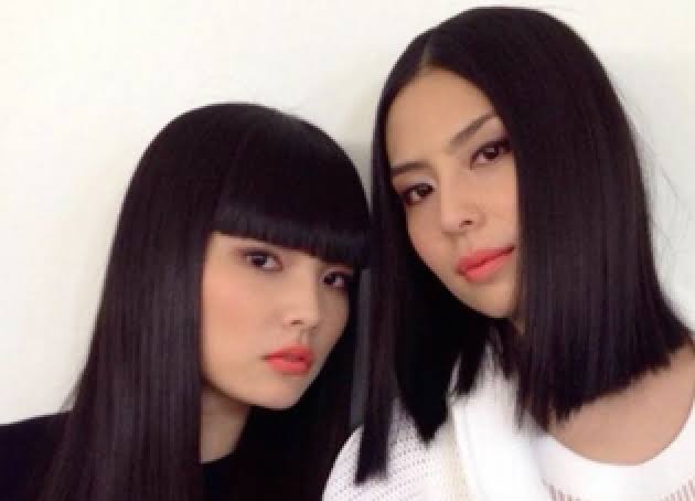 秋元梢のUSJショットが「イケイケすぎます　まぶしいです」「最高にカッチョ良い」と話題に