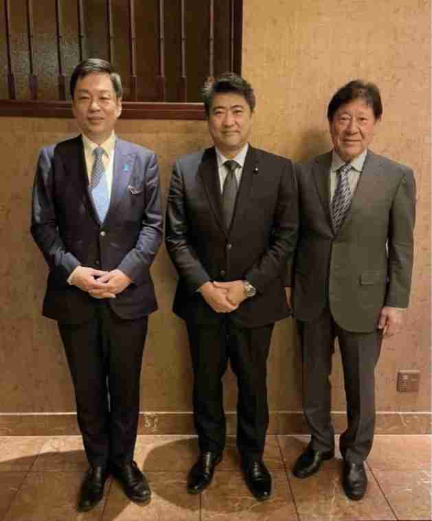 綾野剛、小栗旬らの所属事務所　タレントの名誉毀損投稿に「法的手続等の対応を行う」