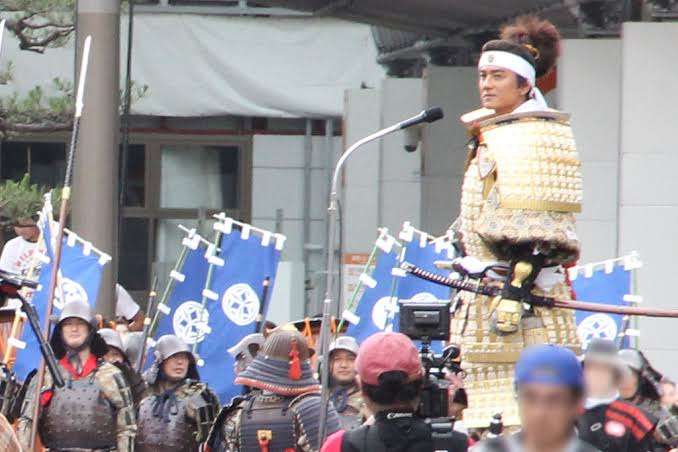 栗山千明　百万石まつり撮影禁止には擁護も…和傘の下に黒い日傘には「ガッカリ」の声