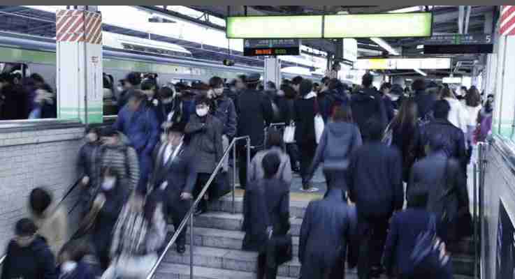 意欲なくなった40代女性、働くことに「本当に疲れた」子育ても仕事も「成果」が出ない…