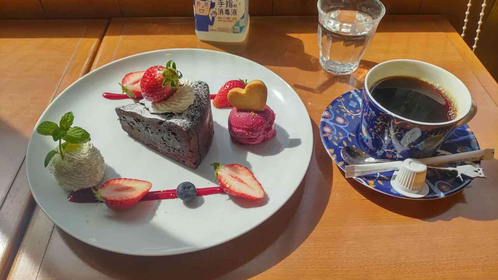 がるちゃん猫カフェ75号店開店しました♪(初めての方も大歓迎♪)
