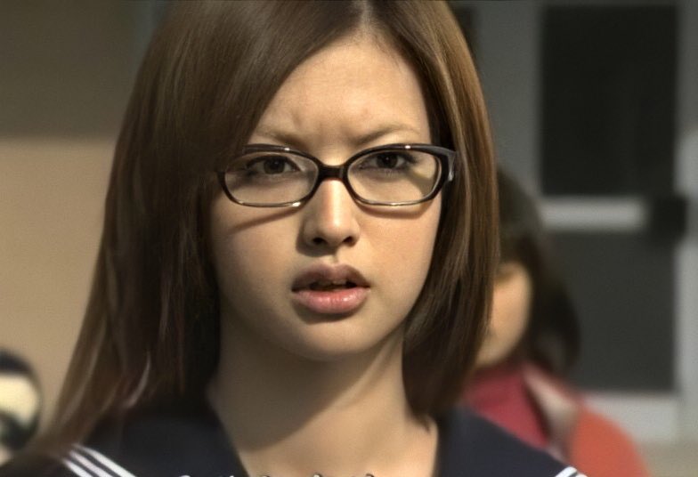 鈴木えみ、『漂流教室』“浅海先生”窪塚洋介と再会2ショットに反響「激アツすぎる」