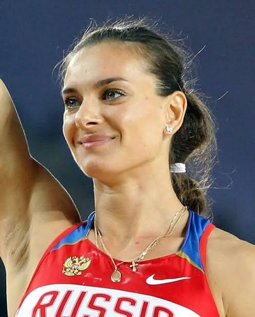 ロシア、侵攻巡る言動で解任か　「美しすぎる検事」ことナタリヤ・ポクロンスカヤ氏