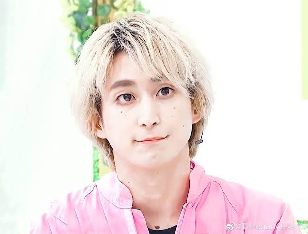 濃いメイクが似合うと思う芸能人、似合わないと思う芸能人