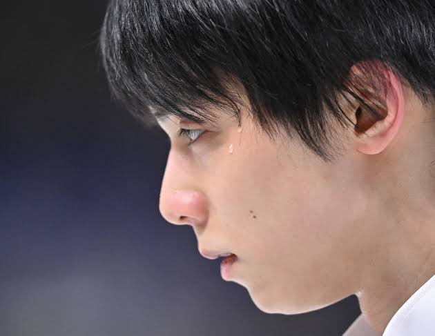 羽生結弦、第一線を退く意向表明「プロのアスリートとしてスケートを続けていくことを決意しました」