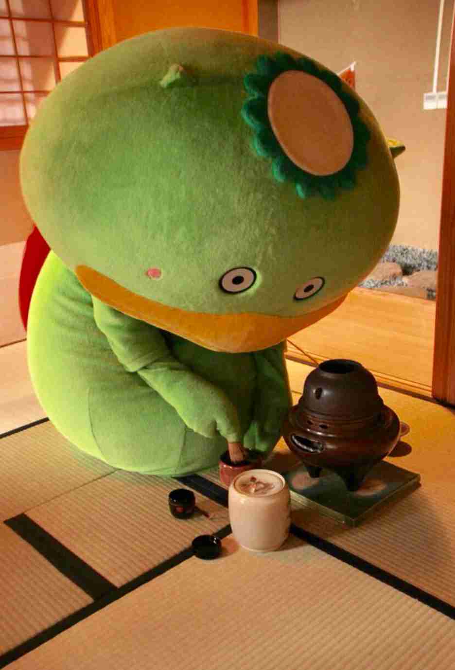 小林麻耶から改名「國光真耶」夫が〝謎のＭマーク〟を商標出願！ アンチ対策か