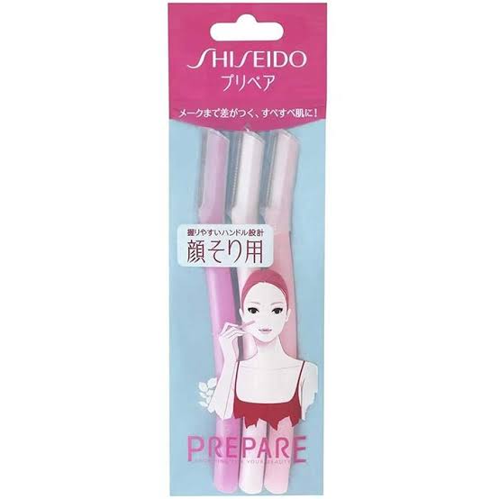 鼻の下の産毛どうしていますか?