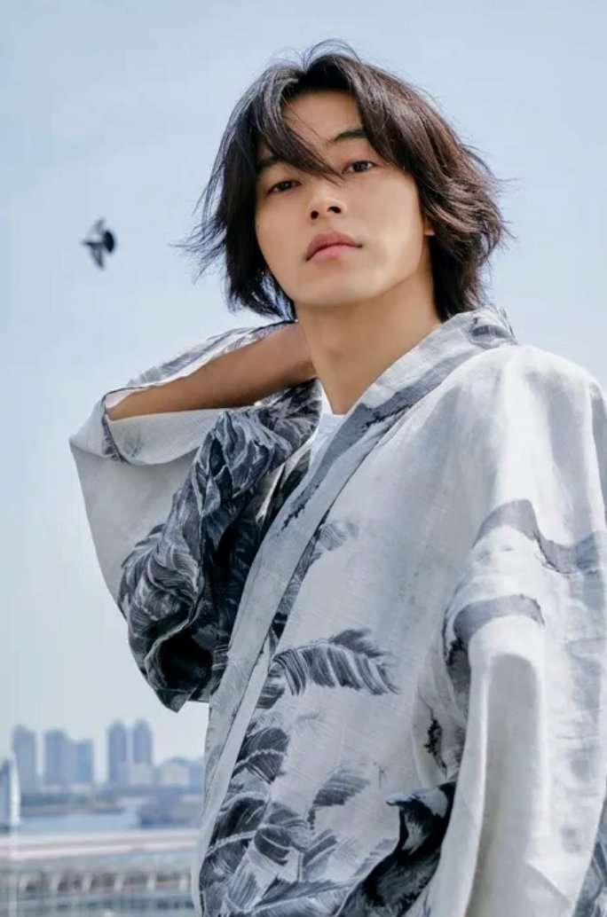 山崎賢人を虜にした広瀬すずの魅力　元カレが”親友“でも関係ない？