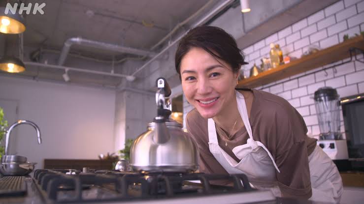 井川遥、46歳のすっぴんの美しさに衝撃…「綺麗」「かわいい」と絶賛の声　2児の母