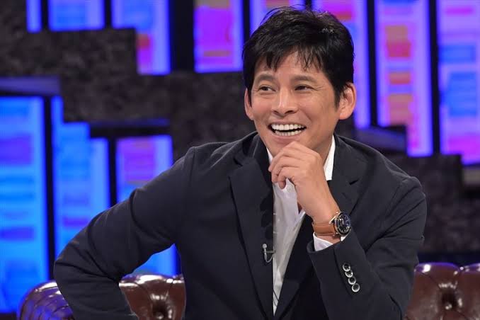 織田裕二、54歳私服ショットに「キターー！」「素敵すぎます」とファン歓喜…中井美穂アナが公開